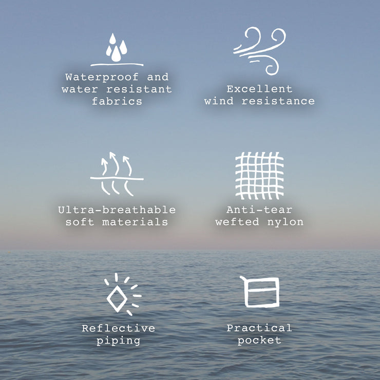 Manteau coupe-vent vert à capuchon, bébé || Green wind resistant hooded coat, baby