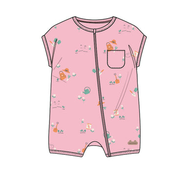 Pyjama une pièce rose à motifs, naissance