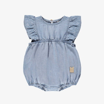 Barboteuse bleu pâle en denim avec broderie anglaise, naissance 