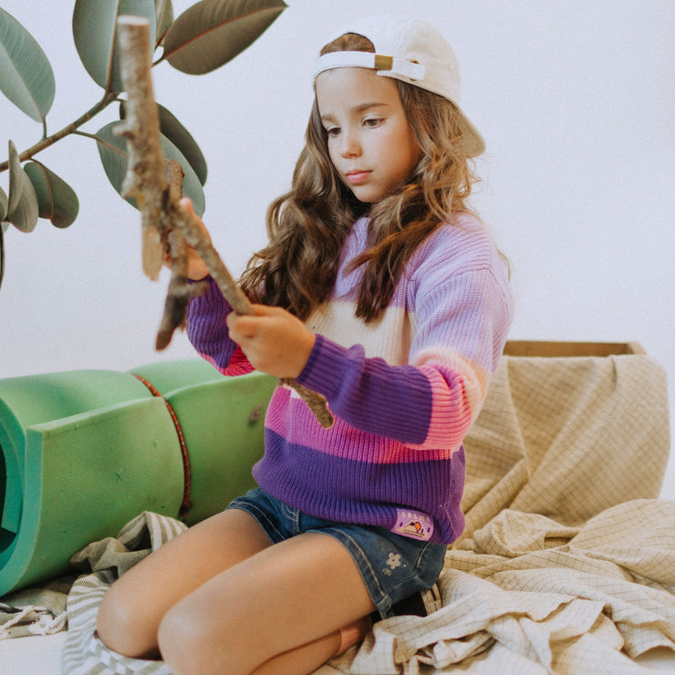 Chandail de maille côtelée manches longues mauve, crème et pêche, enfant || Purple, cream and peach long sleeve rib knit sweater, child