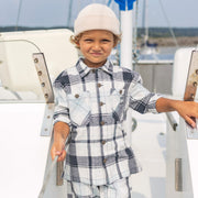 Chemise bleue et crème à carreaux, enfant