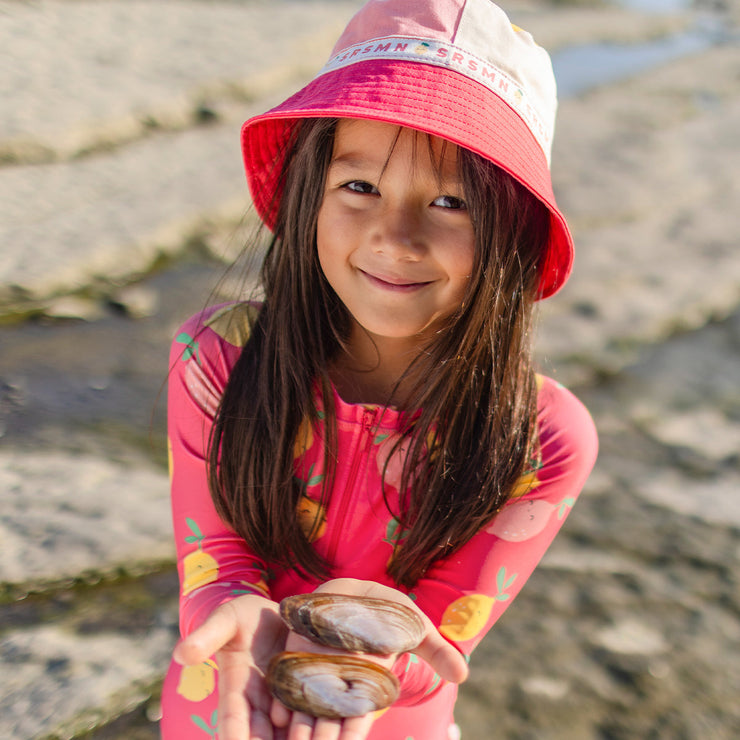 Maillot de bain une pièce rose à motifs de citrons, enfant