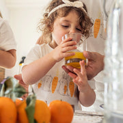 Pyjama deux-pièces bleu et crème à motif de poules et de lapins, bébé || Cream and bleu two-pieces pajama with bunnies and chickens print, baby