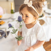 Robe évasée à manches courtes crème avec bloomer assorti en voile de coton brodé, bébé || Cream short sleeves flared dress with matching bloomer in embroidered cotton veil, baby
