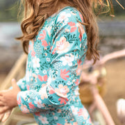 Maillot de bain une-pièce bleu, vert et rose fleuri, enfant || Blue, green and pink one piece swimsuit with flowery print, child