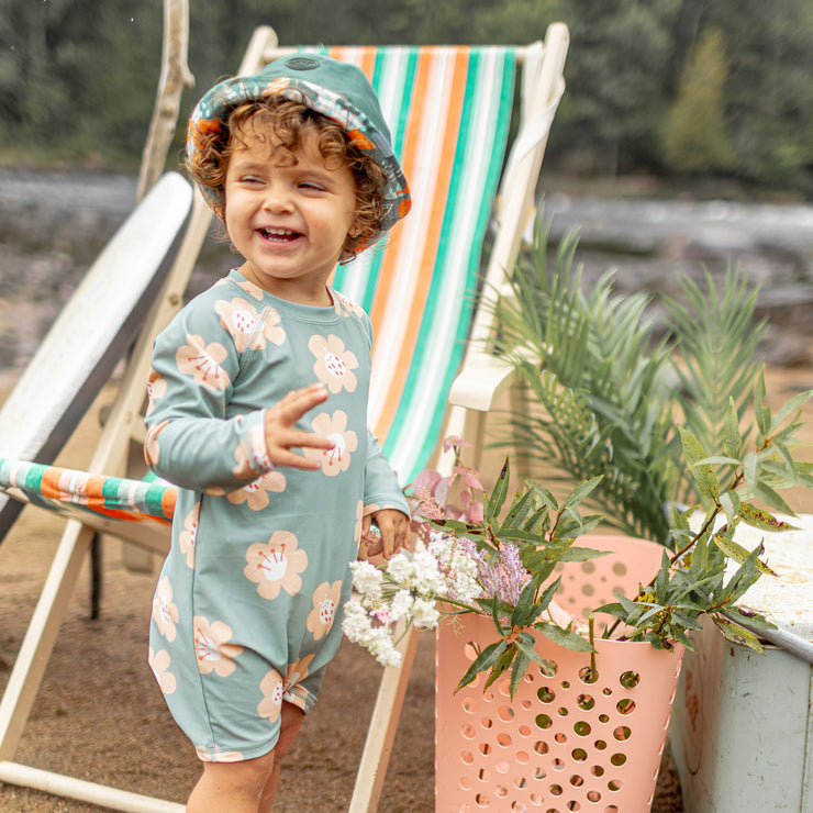 Maillot de bain une-pièce vert fleuri, bébé || Green floral one piece swimsuit, baby