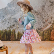 Jupe courte ample lilas fleurie en viscose, enfant || Loose fit floral lilac short skirt in viscose, child