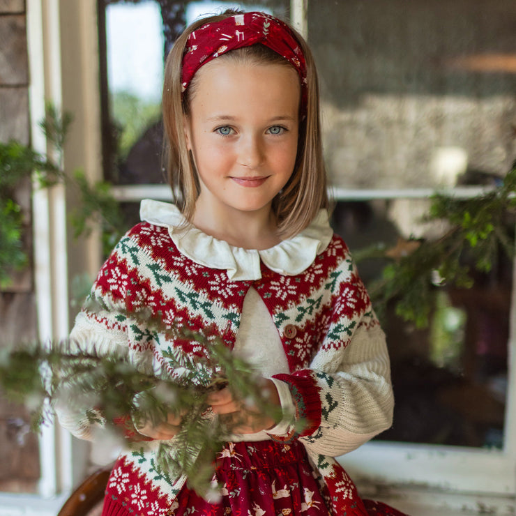 Cardigan en tricot crème et rouge à motifs des fêtes, enfant || Cream and red knit cardigan with holiday all over print, child