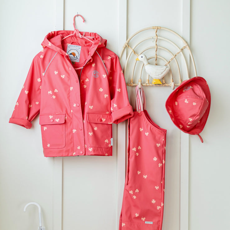 Manteau à capuchon imperméable rose en polyuréthane, enfant || Pink waterproof hooded coat in polyurethane, child