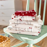 Cache-couche rouge à motif de petits cœurs crème en jersey, bébé || Red bodysuit with little cream hearts print in jersey, baby