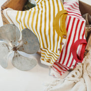 Chandail de maille à manches longues et rayures crème, jaune et ocre, bébé || Cream, yellow and ochre striped long sleeves knitted sweater, baby