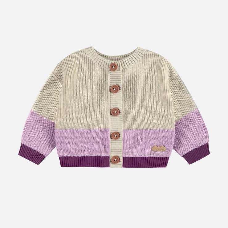 Cardigan en tricot crème et mauve avec illustration d’un canard, naissance