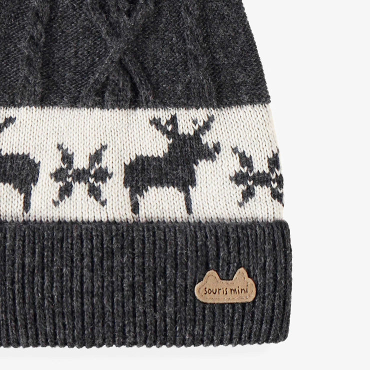 Zoom détails du bonnet gris à motifs jacquard, naissance
