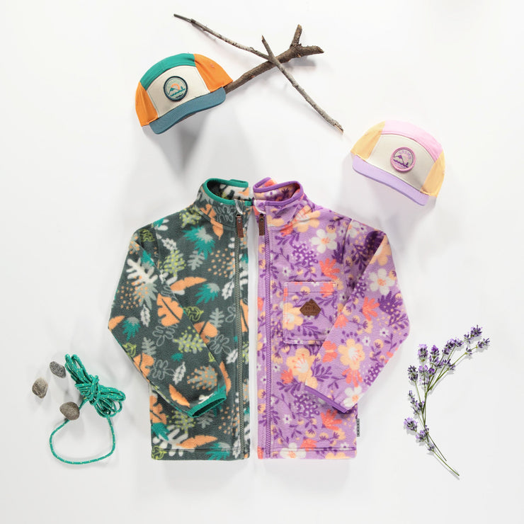 Veste de polar verte à motif représentant la nature avec col montant, enfant || Green polar fleece vest with nature pattern with high collar, child