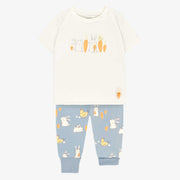 Pyjama deux--pièces bleu et crème à motif de poules et de lapins, bébé || Cream and bleu two-pieces pajama with bunnies and chickens print, baby