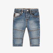 Pantalon coupe ajustée en denim léger extensible, bleu moyen, bébé || Slim fit pants in light and stretch denim, baby