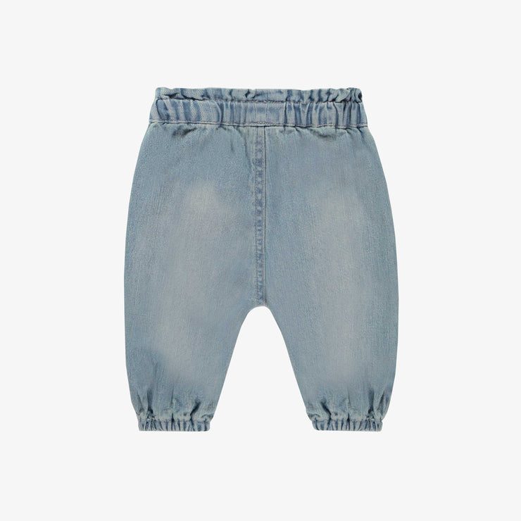 Pantalon coupe ample de style jogger en denim léger bleu pâle, naissance || Light blue denim loose fit pant, newborn