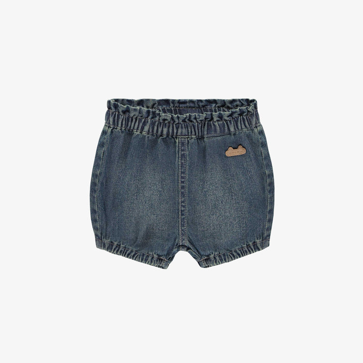Short coupe ample en denim léger bleu moyen, naissance || Loose fit medium blue light denim shorts, newborn