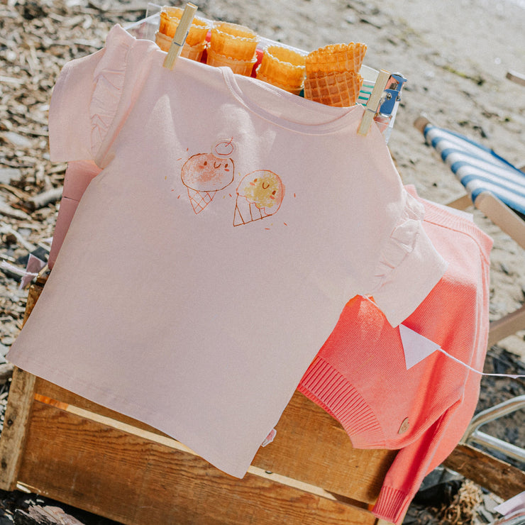 T-shirt manches courtes de coupe décontractée rose pâle avec illustration, bébé || Light pink patterned short sleeve relaxed fit t-shirt, baby