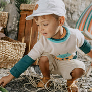 Casquette crème à visière plate en lin et coton, bébé || Cream cap with flat visor in linen and cotton, baby