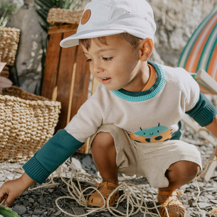 Casquette crème à visière plate en lin et coton, bébé || Cream cap with flat visor in linen and cotton, baby